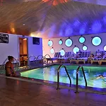 Ξενοδοχείο με διαμερίσματα Grand Uysal & 3*