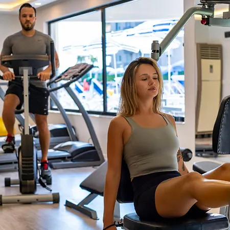 Grand Uysal & Hotel de apartamente Alanya