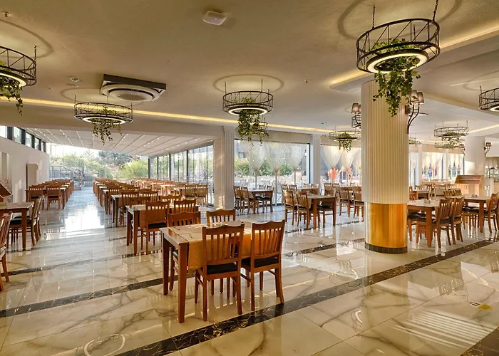 Hotel de apartamente Grand Uysal &