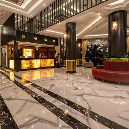 Grand Uysal &