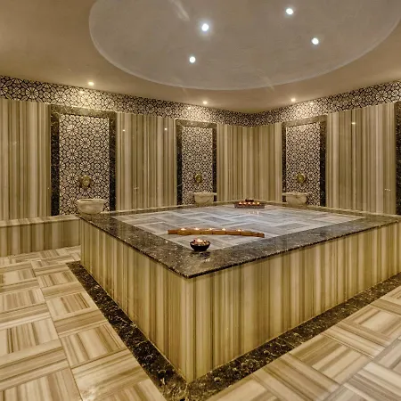 Grand Uysal & 아파트호텔 2*