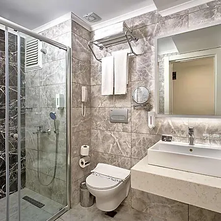 Apart-hotel Grand Uysal & 3*