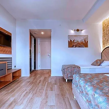 Apart-hotel Grand Uysal & 3*