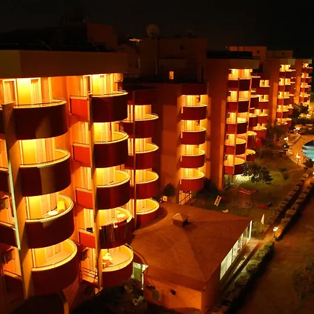 Apart Otel Grand Uysal & 3*