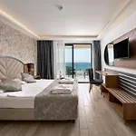 Grand Uysal & Aparthotel