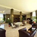Grand Uysal & Aparthotel