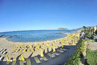 Grand Uysal & Ξενοδοχείο με διαμερίσματα