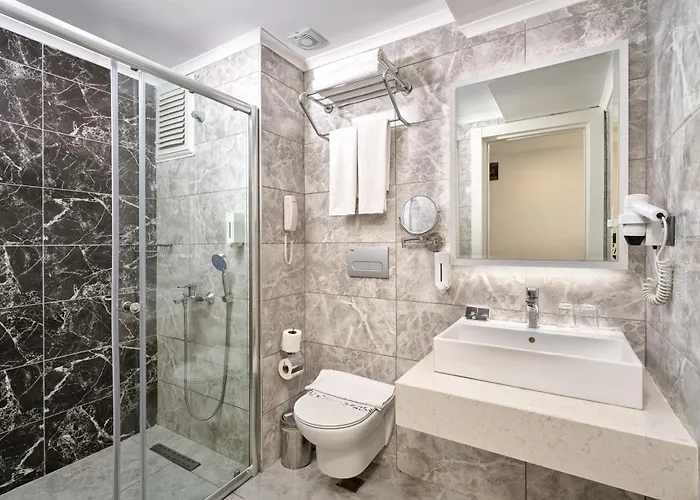 Grand Uysal & Apartmanhotel 3*